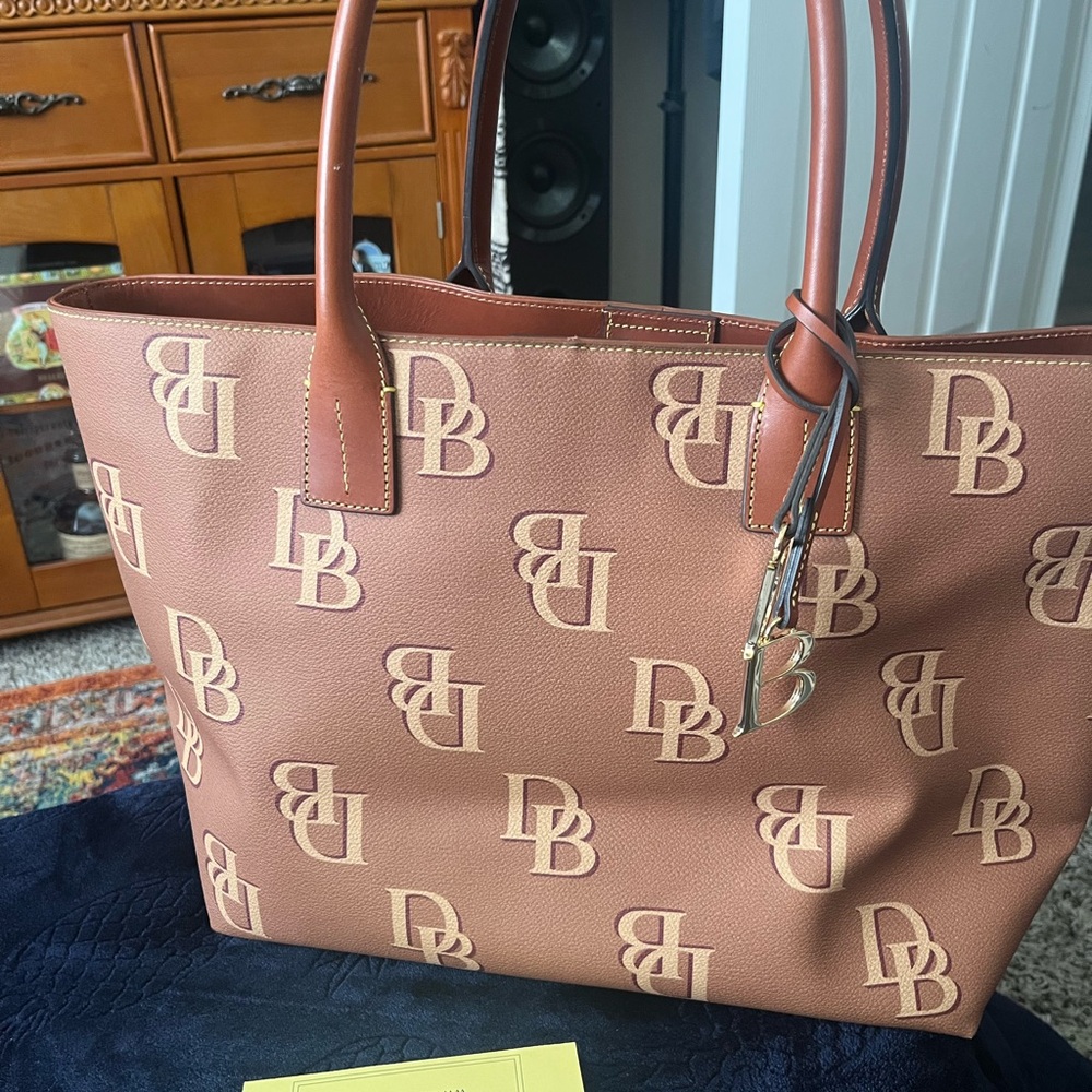 Dooney & Bourke Tan Tote Bag authentic